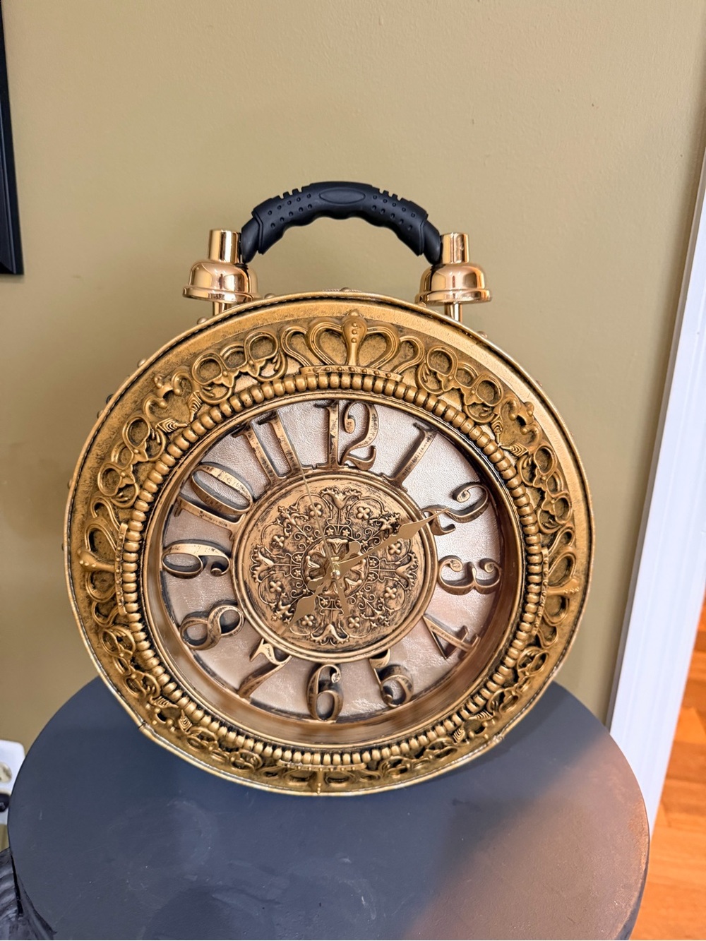 Steampunk Retro Handbag with Working Clock